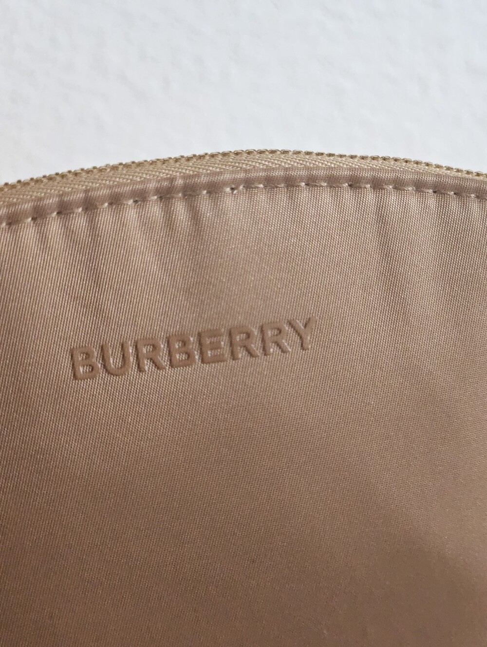 Burberry Tan Clutch with Bronze Crosbody Chain Added NWOT - Picture 14 of 14